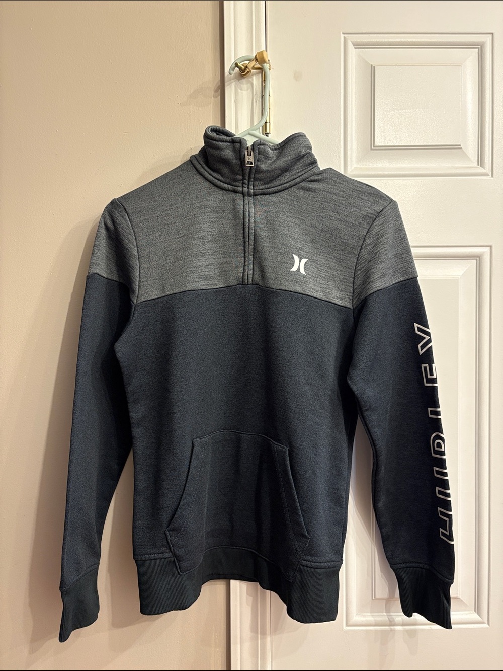 Hurley boy’s  Two-Tone Gray Half-Zip Pullover Sweater